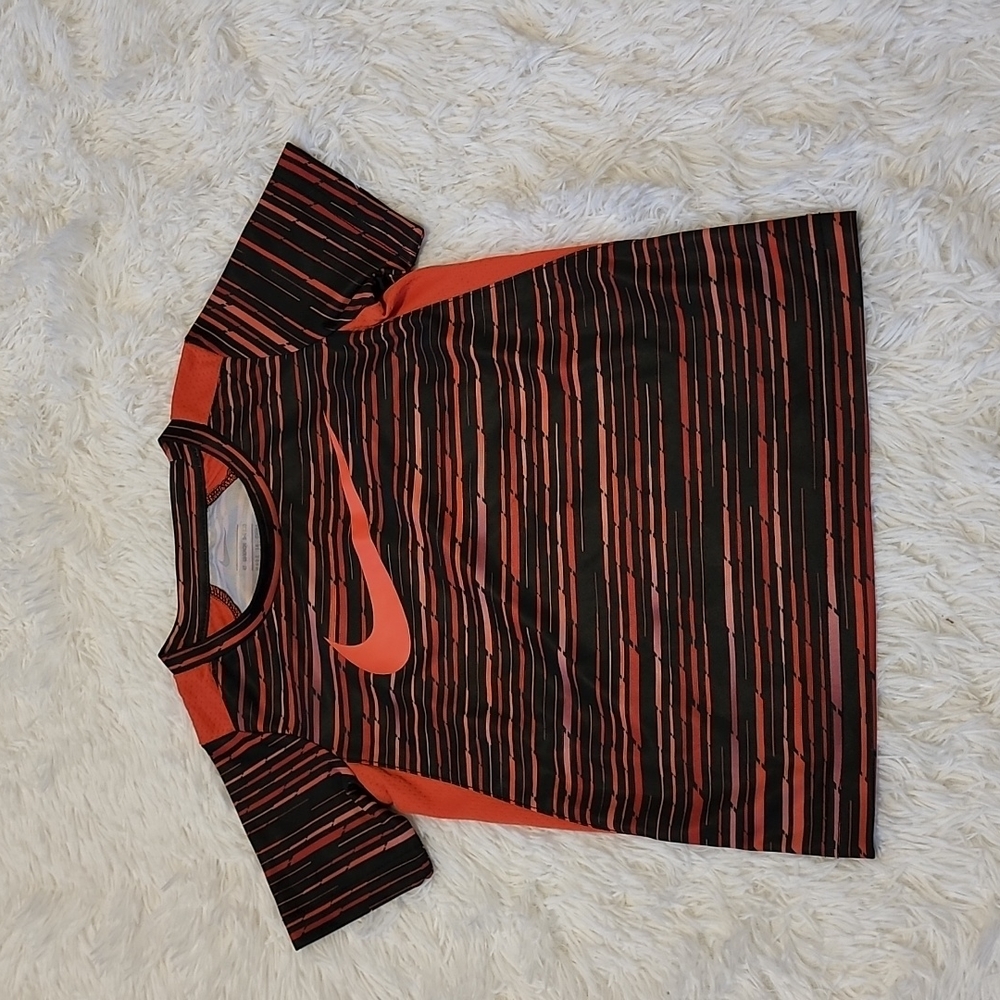 Nike Tee